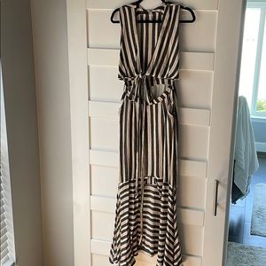 Front tie maxi dress